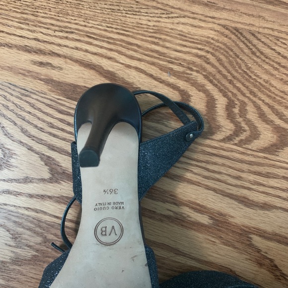 New Veronica Beard Navy Glittered Heels - Picture 4 of 6